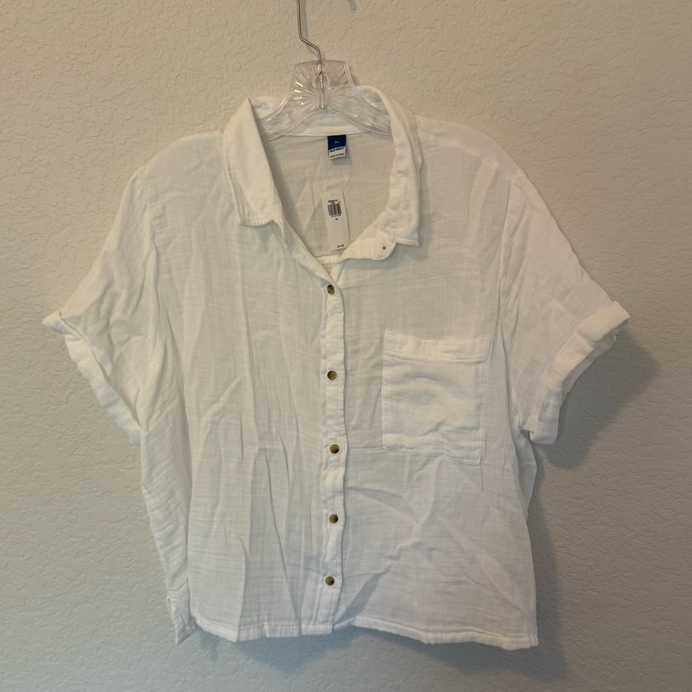 White Old Navy Linen Button Up